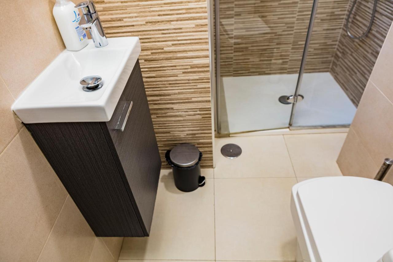 Apartment Triana เซบีญา ภายนอก รูปภาพ