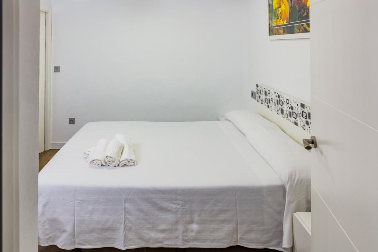 Apartment Triana เซบีญา ภายนอก รูปภาพ